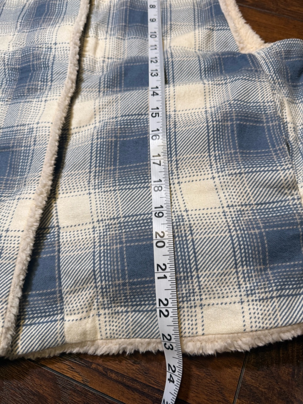CLEO + WOLF Women’s Alice Reversible Sherpa and Plaid Vest Size Large Western - Picture 8 of 12